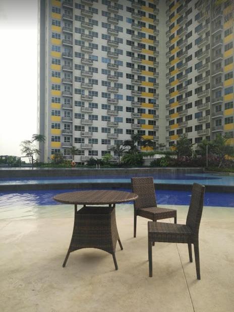 Apartemen Springlake Summarecon Bekasi-By Bu Johan 外观 照片